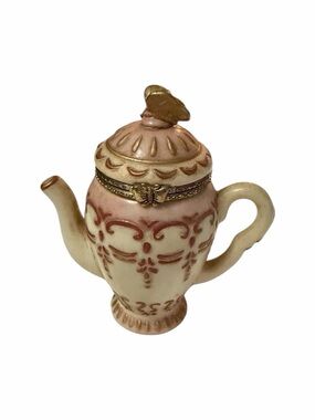 🌟American Vintage Butterfly Cream and Pink Decorative Teapot Trinket Box